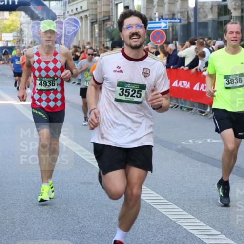 07.09.2025 - BARMER Alsterlauf Strokosch-Dieckow http://msf.ph/oto/8723805 07.09.2025 09:51:04 Ziel 2025, 2416, 2778, 2802, 3538, 3546, 3618, 4157, 4161, 4162, 4173, 4223, 4619, 4944, 5051, 5179, 5358, 5710, 5715, 5858, 5905, 5921, 8200, 8292 meine-sportfotos.de