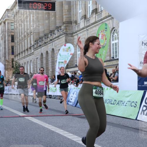 07.09.2025 - BARMER Alsterlauf Strokosch-Dieckow http://msf.ph/oto/8723808 07.09.2025 10:09:27 Ziel 2367, 3201, 3224, 3475, 3637, 3900, 4057, 4084, 4348, 4458, 4568, 4803, 5089, 5262, 5600, 5883, 6033, 6046, 6090, 6092, 8109 meine-sportfotos.de