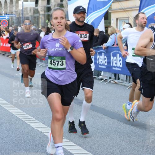 07.09.2025 - BARMER Alsterlauf Strokosch-Dieckow http://msf.ph/oto/8723821 07.09.2025 09:51:02 Ziel 2025, 2416, 2778, 2802, 3059, 3538, 3546, 3618, 4161, 4162, 4173, 4223, 4619, 4944, 5051, 5179, 5358, 5710, 5715, 5858, 5905, 5921, 8292 meine-sportfotos.de