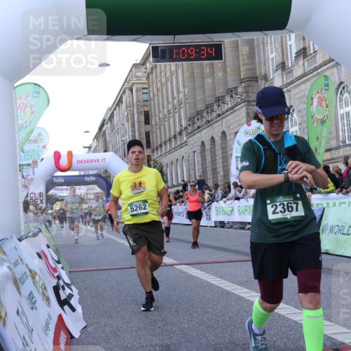 07.09.2025 - BARMER Alsterlauf Strokosch-Dieckow http://msf.ph/oto/8723823 07.09.2025 10:09:32 Ziel 2367, 2489, 3201, 3475, 3637, 4458, 4568, 4803, 4863, 4952, 5255, 5262, 5307, 5663, 5883, 6081, 8130 meine-sportfotos.de