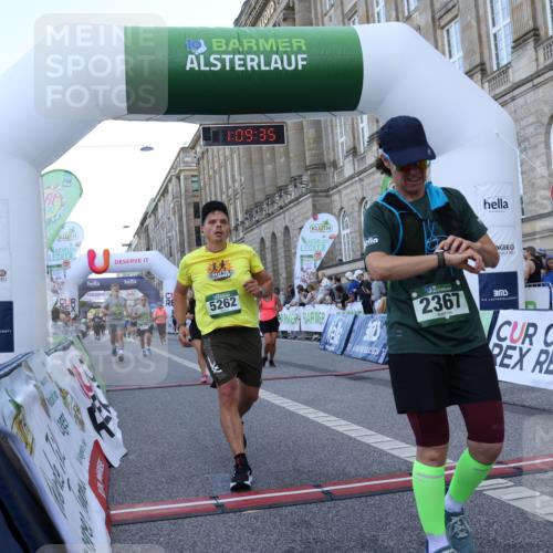 07.09.2025 - BARMER Alsterlauf Strokosch-Dieckow http://msf.ph/oto/8723825 07.09.2025 10:09:33 Ziel 2367, 2489, 3201, 3475, 3637, 4458, 4568, 4803, 4863, 4952, 5255, 5262, 5307, 5663, 5883, 6081, 6083, 6260, 8130 meine-sportfotos.de