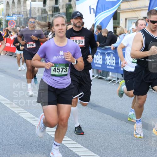 07.09.2025 - BARMER Alsterlauf Strokosch-Dieckow http://msf.ph/oto/8723828 07.09.2025 09:51:02 Ziel 2025, 2416, 2778, 2802, 3059, 3538, 3546, 3618, 4161, 4162, 4173, 4223, 4619, 4944, 5051, 5179, 5358, 5710, 5715, 5858, 5905, 5921, 8292 meine-sportfotos.de