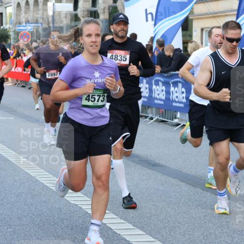 07.09.2025 - BARMER Alsterlauf Strokosch-Dieckow http://msf.ph/oto/8723831 07.09.2025 09:51:02 Ziel 2025, 2416, 2778, 2802, 3059, 3538, 3546, 3618, 4161, 4162, 4173, 4223, 4619, 4944, 5051, 5179, 5358, 5710, 5715, 5858, 5905, 5921, 8292 meine-sportfotos.de