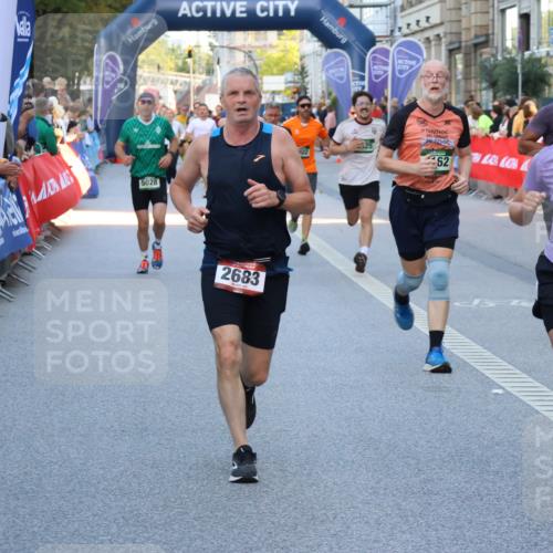 07.09.2025 - BARMER Alsterlauf Strokosch-Dieckow http://msf.ph/oto/8723837 07.09.2025 09:51:01 Ziel 2025, 2416, 2778, 2802, 3059, 3538, 3546, 3618, 4161, 4162, 4173, 4223, 4619, 4895, 4944, 5051, 5179, 5358, 5710, 5715, 5858, 5905, 5921, 8292 meine-sportfotos.de