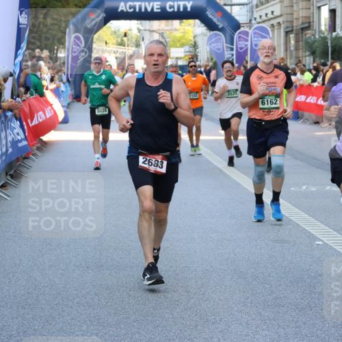 07.09.2025 - BARMER Alsterlauf Strokosch-Dieckow http://msf.ph/oto/8723843 07.09.2025 09:51:01 Ziel 2025, 2416, 2778, 2802, 3059, 3538, 3546, 3618, 4161, 4162, 4173, 4223, 4619, 4895, 4944, 5051, 5179, 5358, 5710, 5715, 5858, 5905, 5921, 8292 meine-sportfotos.de