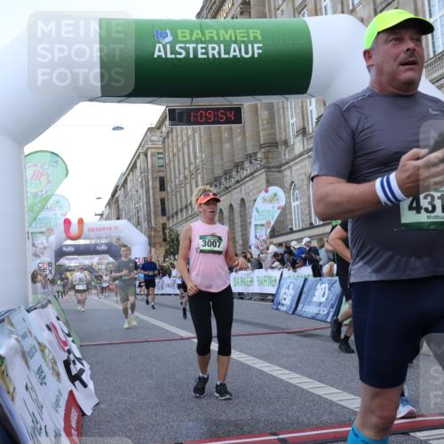07.09.2025 - BARMER Alsterlauf Strokosch-Dieckow http://msf.ph/oto/8723879 07.09.2025 10:09:53 Ziel 2793, 3007, 3254, 3340, 3341, 3342, 3603, 3770, 3825, 4296, 4311, 4377, 4435, 5131, 8365 meine-sportfotos.de