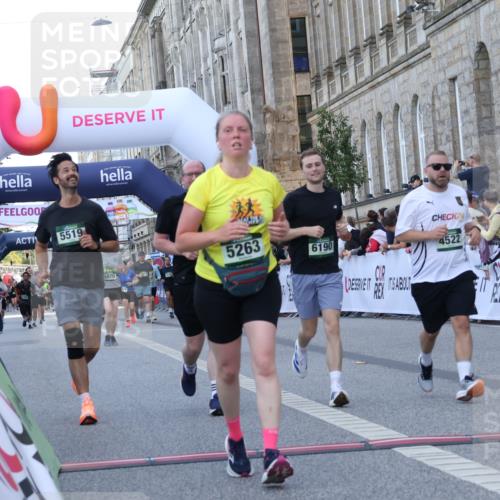 07.09.2025 - BARMER Alsterlauf Strokosch-Dieckow http://msf.ph/oto/8723904 07.09.2025 10:10:01 Ziel 3254, 3770, 3825, 4155, 4435, 4522, 5131, 5263, 5519, 5533, 6190 meine-sportfotos.de