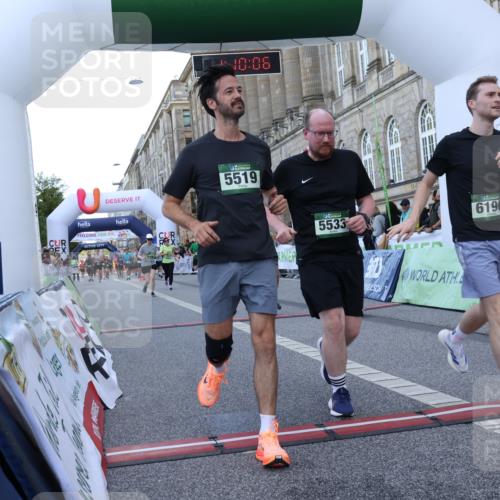 07.09.2025 - BARMER Alsterlauf Strokosch-Dieckow http://msf.ph/oto/8723913 07.09.2025 10:10:05 Ziel 2925, 3770, 4155, 4522, 5263, 5519, 5533, 5821, 6190 meine-sportfotos.de