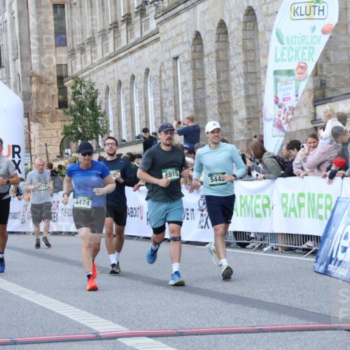 07.09.2025 - BARMER Alsterlauf Strokosch-Dieckow http://msf.ph/oto/8723927 07.09.2025 10:10:11 Ziel 2023, 2197, 2363, 2391, 2925, 4260, 4474, 4743, 4906, 4915, 5052, 5443, 5821, 6258, 8115 meine-sportfotos.de