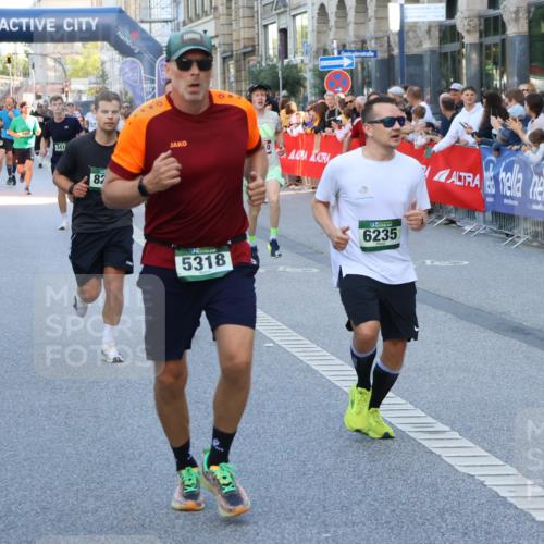 07.09.2025 - BARMER Alsterlauf Strokosch-Dieckow http://msf.ph/oto/8723945 07.09.2025 09:50:46 Ziel 2162, 2203, 2322, 2609, 2836, 2897, 3059, 3148, 3447, 3476, 3525, 3618, 3812, 3835, 4162, 4300, 4895, 4936, 4992, 5028, 5358, 5426, 5455, 5772, 5899, 6176, 8174, 8318 meine-sportfotos.de