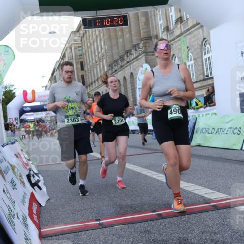 07.09.2025 - BARMER Alsterlauf Strokosch-Dieckow http://msf.ph/oto/8723947 07.09.2025 10:10:18 Ziel 2023, 2197, 2224, 2363, 2391, 3054, 4203, 4260, 4474, 4714, 4743, 4906, 4915, 5052, 5443, 6000, 6159, 6258, 8115 meine-sportfotos.de