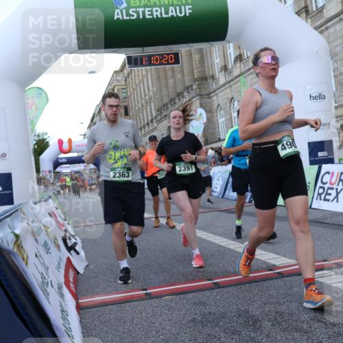07.09.2025 - BARMER Alsterlauf Strokosch-Dieckow http://msf.ph/oto/8723948 07.09.2025 10:10:18 Ziel 2023, 2197, 2224, 2363, 2391, 3054, 4203, 4260, 4474, 4714, 4743, 4906, 4915, 5052, 5443, 6000, 6159, 6258, 8115 meine-sportfotos.de