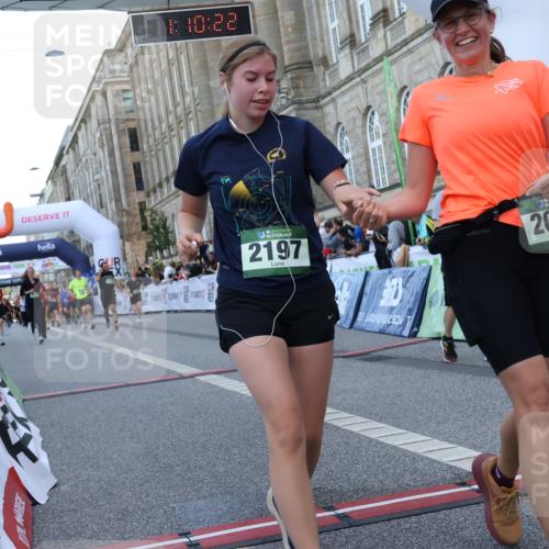 07.09.2025 - BARMER Alsterlauf Strokosch-Dieckow http://msf.ph/oto/8723956 07.09.2025 10:10:20 Ziel 2023, 2197, 2224, 2363, 2391, 2622, 2639, 2787, 3054, 4203, 4260, 4714, 4743, 4906, 5052, 6000, 6159, 6258, 8115, 8147, 8162 meine-sportfotos.de