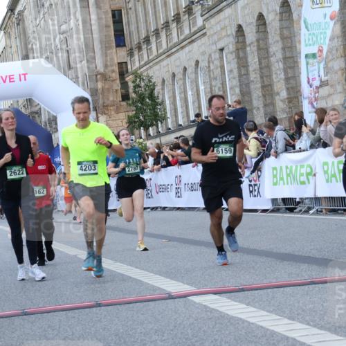 07.09.2025 - BARMER Alsterlauf Strokosch-Dieckow http://msf.ph/oto/8723963 07.09.2025 10:10:24 Ziel 2082, 2224, 2586, 2622, 2639, 2787, 2805, 3054, 4203, 4714, 4893, 4933, 4935, 6000, 6159, 8147, 8162 meine-sportfotos.de