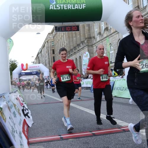 07.09.2025 - BARMER Alsterlauf Strokosch-Dieckow http://msf.ph/oto/8723980 07.09.2025 10:10:28 Ziel 2082, 2469, 2586, 2622, 2639, 2787, 2805, 2907, 3549, 4203, 4554, 4838, 4893, 4933, 4935, 5778, 5780, 5896, 6000, 6159, 8147, 8162 meine-sportfotos.de