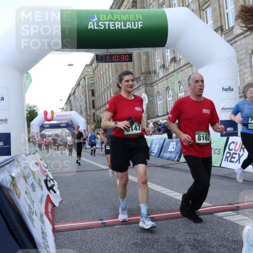 07.09.2025 - BARMER Alsterlauf Strokosch-Dieckow http://msf.ph/oto/8723981 07.09.2025 10:10:29 Ziel 1160, 2082, 2469, 2586, 2622, 2639, 2787, 2805, 2865, 2895, 2907, 3549, 4203, 4554, 4838, 4893, 4933, 4935, 5778, 5780, 5816, 5893, 5896, 6000, 6159, 8147, 8162 meine-sportfotos.de