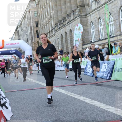 07.09.2025 - BARMER Alsterlauf Strokosch-Dieckow http://msf.ph/oto/8723988 07.09.2025 10:10:31 Ziel 1160, 2082, 2469, 2586, 2622, 2639, 2787, 2805, 2865, 2895, 2907, 3250, 3549, 4099, 4302, 4554, 4838, 4893, 4933, 4935, 5176, 5778, 5780, 5816, 5893, 5896, 8147, 8162 meine-sportfotos.de