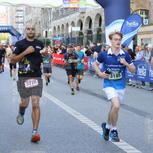 07.09.2025 - BARMER Alsterlauf Strokosch-Dieckow http://msf.ph/oto/8723992 07.09.2025 09:50:34 Ziel 2162, 2203, 2478, 2683, 2897, 2900, 2922, 3147, 3148, 3255, 3314, 3443, 3510, 3518, 3525, 3623, 3749, 3835, 4499, 4573, 4835, 4936, 5028, 5316, 5661, 5899, 6107, 6162, 6176, 8105 meine-sportfotos.de