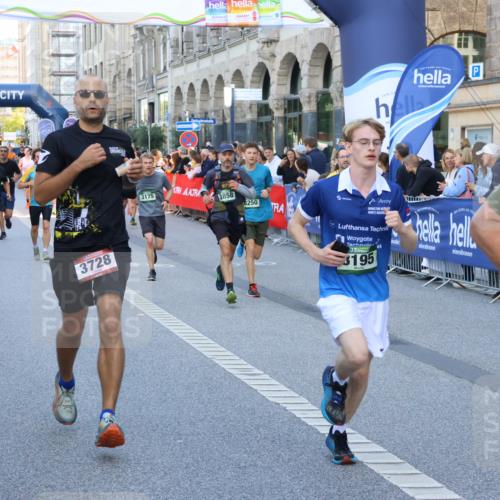 07.09.2025 - BARMER Alsterlauf Strokosch-Dieckow http://msf.ph/oto/8723995 07.09.2025 09:50:34 Ziel 2162, 2203, 2478, 2683, 2897, 2900, 2922, 3147, 3148, 3255, 3314, 3443, 3510, 3518, 3525, 3623, 3749, 3835, 4499, 4573, 4835, 4936, 5028, 5316, 5661, 5899, 6107, 6162, 6176, 8105 meine-sportfotos.de