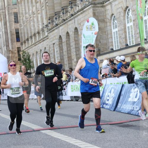 07.09.2025 - BARMER Alsterlauf Strokosch-Dieckow http://msf.ph/oto/8723996 07.09.2025 10:10:33 Ziel 1160, 2082, 2469, 2586, 2805, 2865, 2895, 2907, 3250, 3549, 4099, 4202, 4302, 4554, 4622, 4838, 4893, 4933, 4935, 5176, 5652, 5778, 5780, 5816, 5893, 5896 meine-sportfotos.de