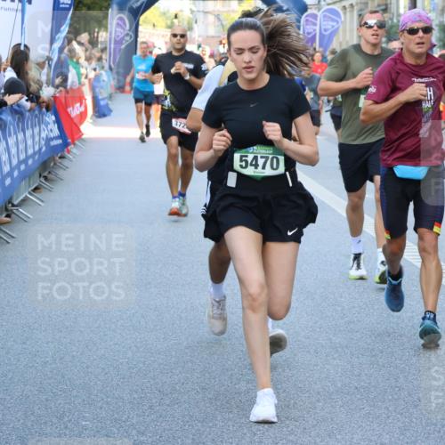 07.09.2025 - BARMER Alsterlauf Strokosch-Dieckow http://msf.ph/oto/8724014 07.09.2025 09:50:31 Ziel 2162, 2203, 2478, 2683, 2897, 2900, 2922, 3147, 3148, 3255, 3314, 3411, 3443, 3510, 3518, 3525, 3623, 3749, 3835, 4499, 4573, 4835, 4936, 5028, 5316, 5383, 5661, 6107, 6162, 6176, 8105 meine-sportfotos.de