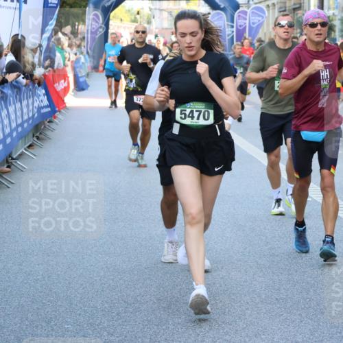 07.09.2025 - BARMER Alsterlauf Strokosch-Dieckow http://msf.ph/oto/8724018 07.09.2025 09:50:31 Ziel 2162, 2203, 2478, 2683, 2897, 2900, 2922, 3147, 3148, 3255, 3314, 3411, 3443, 3510, 3518, 3525, 3623, 3749, 3835, 4499, 4573, 4835, 4936, 5028, 5316, 5383, 5661, 6107, 6162, 6176, 8105 meine-sportfotos.de
