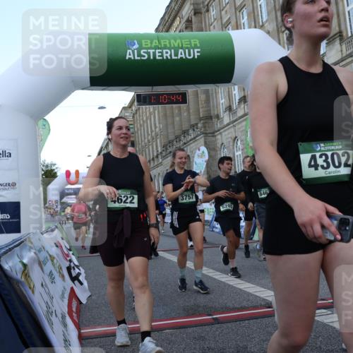 07.09.2025 - BARMER Alsterlauf Strokosch-Dieckow http://msf.ph/oto/8724023 07.09.2025 10:10:42 Ziel 1188, 2352, 2474, 2632, 3145, 3250, 3469, 3470, 3756, 3757, 3758, 4058, 4099, 4202, 4291, 4302, 4622, 4667, 5176, 5285, 5319, 5652, 5829, 5879, 6114, 8423, 8463 meine-sportfotos.de