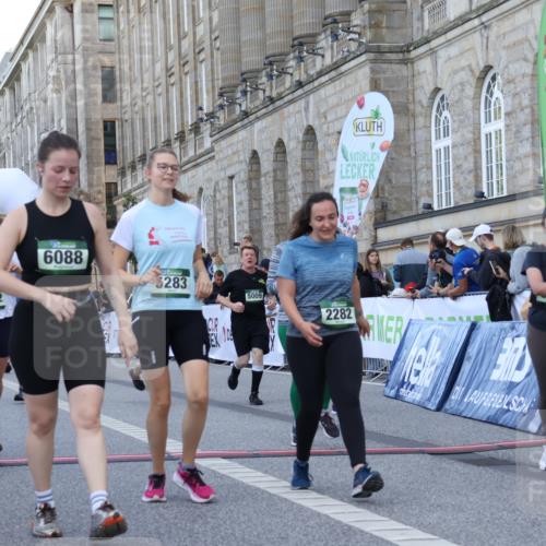 07.09.2025 - BARMER Alsterlauf Strokosch-Dieckow http://msf.ph/oto/8724047 07.09.2025 10:10:53 Ziel 1188, 2282, 2311, 2312, 2703, 3469, 3472, 3987, 4384, 4832, 4864, 5009, 5049, 5283, 5413, 5824, 5971, 6038, 6088, 6114, 6198, 8385 meine-sportfotos.de