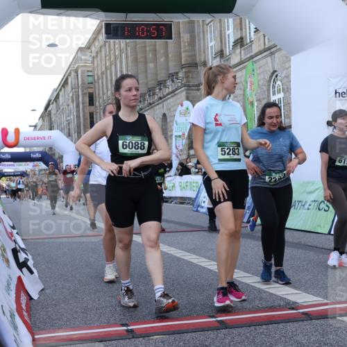 07.09.2025 - BARMER Alsterlauf Strokosch-Dieckow http://msf.ph/oto/8724054 07.09.2025 10:10:55 Ziel 2282, 2311, 2312, 2703, 3088, 3472, 3481, 3987, 4384, 4748, 4832, 4864, 5009, 5049, 5072, 5073, 5283, 5413, 5824, 5971, 6038, 6088, 6198, 8385 meine-sportfotos.de