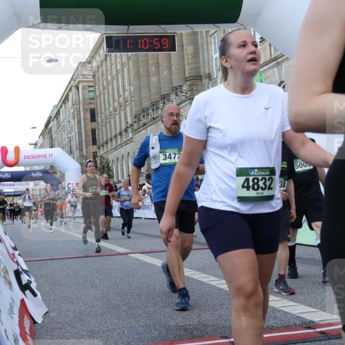 07.09.2025 - BARMER Alsterlauf Strokosch-Dieckow http://msf.ph/oto/8724057 07.09.2025 10:10:57 Ziel 2282, 2311, 2312, 2703, 3088, 3472, 3481, 4748, 4832, 5009, 5049, 5072, 5073, 5283, 5814, 5824, 5971, 6038, 6054, 6177, 6198, 8079 meine-sportfotos.de