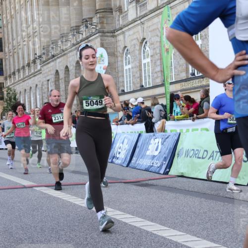 07.09.2025 - BARMER Alsterlauf Strokosch-Dieckow http://msf.ph/oto/8724060 07.09.2025 10:10:59 Ziel 2311, 2312, 2703, 3088, 3472, 3481, 3606, 3687, 4748, 4832, 5009, 5049, 5072, 5073, 5814, 5824, 6038, 6054, 6177, 8078, 8079 meine-sportfotos.de
