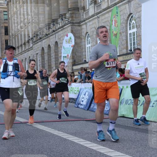 07.09.2025 - BARMER Alsterlauf Strokosch-Dieckow http://msf.ph/oto/8724071 07.09.2025 10:11:04 Ziel 2091, 2311, 2312, 2422, 2558, 3088, 3481, 3606, 3687, 3700, 4137, 4244, 4313, 4321, 4373, 4748, 4796, 5010, 5072, 5073, 5703, 5814, 5824, 6054, 6177, 8078, 8079, 8471 meine-sportfotos.de