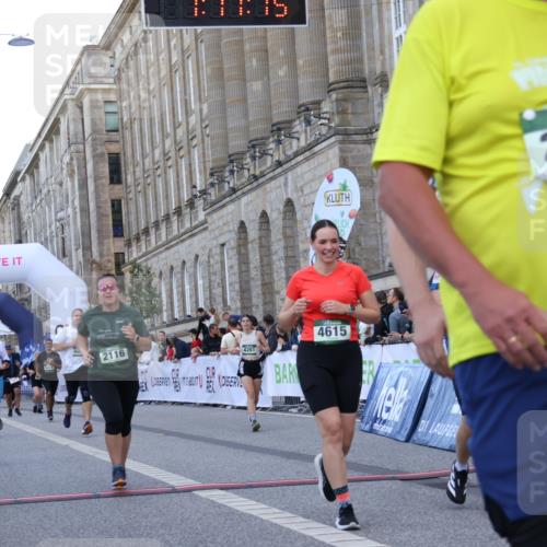 07.09.2025 - BARMER Alsterlauf Strokosch-Dieckow http://msf.ph/oto/8724089 07.09.2025 10:11:13 Ziel 2091, 2116, 2422, 3043, 3044, 4244, 4261, 4313, 4321, 4373, 4615, 4796, 4912, 4913, 5010, 5419, 5581, 5624, 5703, 5988, 6052 meine-sportfotos.de