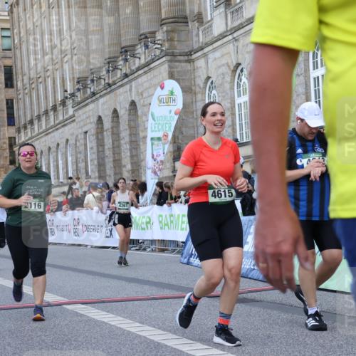 07.09.2025 - BARMER Alsterlauf Strokosch-Dieckow http://msf.ph/oto/8724090 07.09.2025 10:11:14 Ziel 2091, 2116, 2422, 3043, 3044, 3647, 4261, 4313, 4615, 4796, 4912, 4913, 5419, 5581, 5624, 5703, 5988, 6052 meine-sportfotos.de