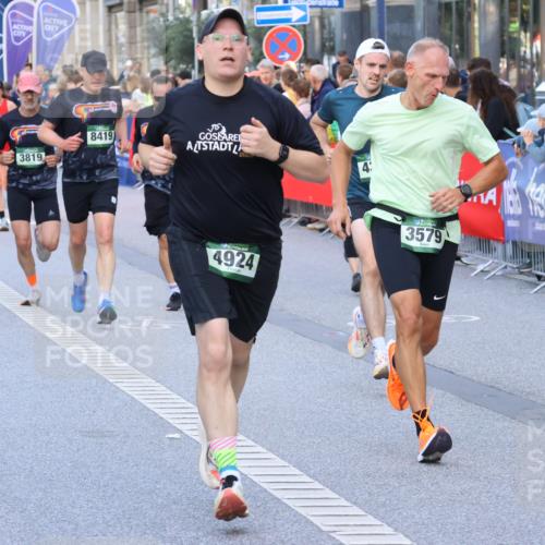 07.09.2025 - BARMER Alsterlauf Strokosch-Dieckow http://msf.ph/oto/8724125 07.09.2025 09:50:18 Ziel 2122, 2794, 3158, 3175, 3255, 3314, 3411, 3510, 3518, 3623, 3858, 3896, 4160, 4164, 4336, 4499, 4663, 5018, 5316, 5318, 5383, 5425, 5441, 5579, 5642, 5661, 6235, 8043, 8240, 8249, 8250 meine-sportfotos.de