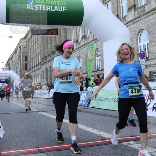 07.09.2025 - BARMER Alsterlauf Strokosch-Dieckow http://msf.ph/oto/8724130 07.09.2025 10:11:27 Ziel 2057, 2438, 2460, 2966, 3094, 3205, 3600, 4239, 4380, 4381, 4515, 8330, 8331, 8340, 8404 meine-sportfotos.de