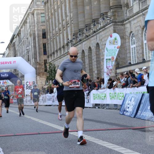 07.09.2025 - BARMER Alsterlauf Strokosch-Dieckow http://msf.ph/oto/8724132 07.09.2025 10:11:28 Ziel 2057, 2438, 2966, 3094, 3205, 3600, 4239, 4380, 4381, 4515, 8330, 8331, 8404 meine-sportfotos.de