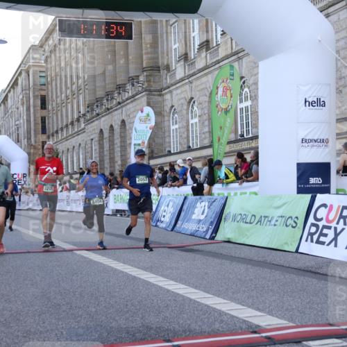 07.09.2025 - BARMER Alsterlauf Strokosch-Dieckow http://msf.ph/oto/8724142 07.09.2025 10:11:32 Ziel 2057, 2438, 2966, 3205, 4127, 4418, 5197, 8330, 8331, 8404 meine-sportfotos.de