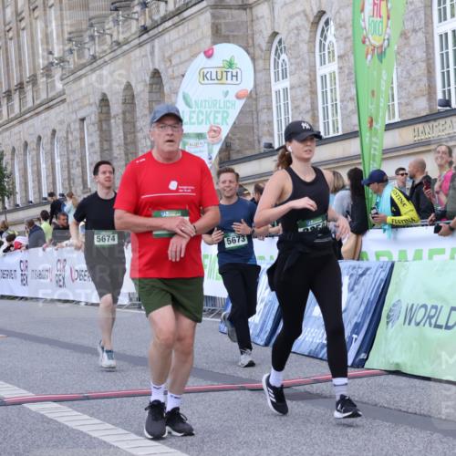 07.09.2025 - BARMER Alsterlauf Strokosch-Dieckow http://msf.ph/oto/8724158 07.09.2025 10:11:41 Ziel 2754, 3350, 3485, 3791, 4127, 4418, 5197, 5201, 5544, 5673, 5674, 6191, 8356 meine-sportfotos.de