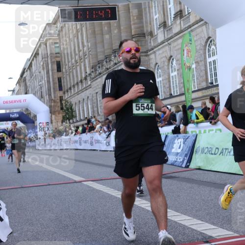 07.09.2025 - BARMER Alsterlauf Strokosch-Dieckow http://msf.ph/oto/8724167 07.09.2025 10:11:45 Ziel 2754, 3164, 3350, 3485, 3791, 5201, 5544, 5673, 5674, 5808, 6191, 8356 meine-sportfotos.de