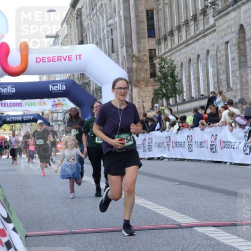 07.09.2025 - BARMER Alsterlauf Strokosch-Dieckow http://msf.ph/oto/8724169 07.09.2025 10:11:47 Ziel 2754, 2915, 3164, 3485, 3791, 5201, 5544, 5673, 5674, 5808, 8356 meine-sportfotos.de