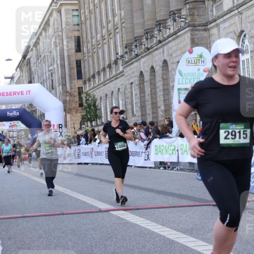 07.09.2025 - BARMER Alsterlauf Strokosch-Dieckow http://msf.ph/oto/8724185 07.09.2025 10:11:55 Ziel 2860, 2915, 3089, 3164, 3526, 3732, 4846, 5808 meine-sportfotos.de