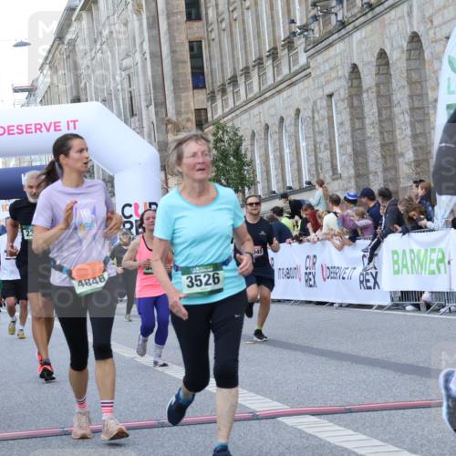 07.09.2025 - BARMER Alsterlauf Strokosch-Dieckow http://msf.ph/oto/8724197 07.09.2025 10:12:01 Ziel 2283, 2300, 2860, 3089, 3526, 3732, 3828, 4045, 4491, 4846, 6124 meine-sportfotos.de
