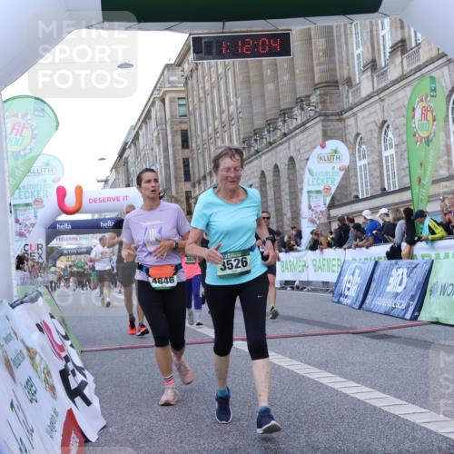 07.09.2025 - BARMER Alsterlauf Strokosch-Dieckow http://msf.ph/oto/8724200 07.09.2025 10:12:03 Ziel 2283, 2300, 3526, 3732, 3828, 4045, 4376, 4491, 4846, 5166, 6124 meine-sportfotos.de