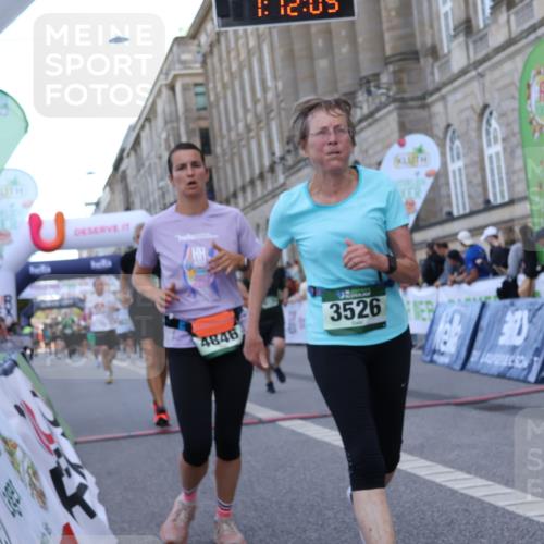 07.09.2025 - BARMER Alsterlauf Strokosch-Dieckow http://msf.ph/oto/8724201 07.09.2025 10:12:03 Ziel 2283, 2300, 3526, 3732, 3828, 4045, 4376, 4491, 4846, 5166, 6124 meine-sportfotos.de