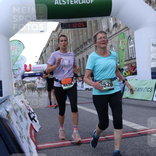 07.09.2025 - BARMER Alsterlauf Strokosch-Dieckow http://msf.ph/oto/8724203 07.09.2025 10:12:04 Ziel 2283, 2300, 3526, 3732, 3828, 4045, 4376, 4491, 4846, 5166, 6124 meine-sportfotos.de