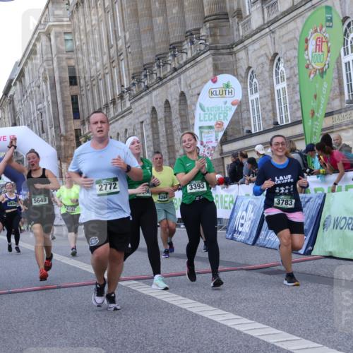 07.09.2025 - BARMER Alsterlauf Strokosch-Dieckow http://msf.ph/oto/8724225 07.09.2025 10:12:12 Ziel 2283, 2772, 2820, 2934, 3348, 3349, 3393, 3398, 3783, 3792, 3867, 4376, 5166, 5448, 5649, 5650, 6130, 6144, 6180, 8264 meine-sportfotos.de