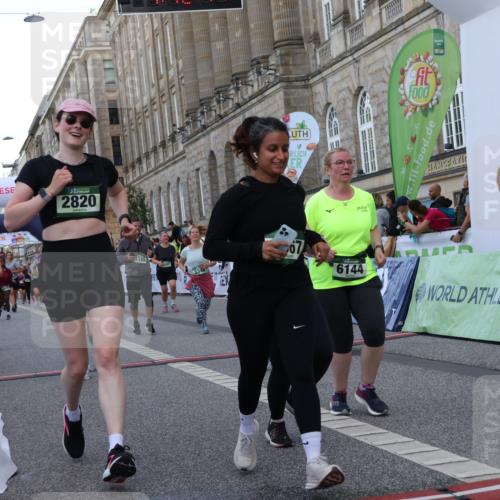 07.09.2025 - BARMER Alsterlauf Strokosch-Dieckow http://msf.ph/oto/8724237 07.09.2025 10:12:15 Ziel 2293, 2772, 2820, 2846, 2847, 2934, 3348, 3349, 3393, 3398, 3692, 3783, 3792, 3867, 4376, 5448, 5649, 5650, 6008, 6130, 6144, 6180, 8038, 8039, 8264 meine-sportfotos.de