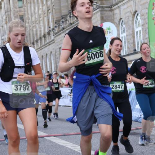 07.09.2025 - BARMER Alsterlauf Strokosch-Dieckow http://msf.ph/oto/8724254 07.09.2025 10:12:21 Ziel 2293, 2846, 2847, 3126, 3327, 3348, 3349, 3366, 3367, 3692, 3792, 4415, 4970, 5175, 5418, 5758, 5760, 6008, 6130, 8038, 8039, 8126, 8145 meine-sportfotos.de