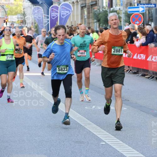 07.09.2025 - BARMER Alsterlauf Strokosch-Dieckow http://msf.ph/oto/8724261 07.09.2025 09:49:53 Ziel 2484, 2697, 2906, 2912, 3030, 3032, 3037, 3299, 3579, 3819, 4043, 4326, 4924, 4988, 5215, 5372, 5428, 5460, 5470, 5565, 5587, 5722, 5776, 5812, 6252, 6311, 8262, 8377, 8415, 8419 meine-sportfotos.de